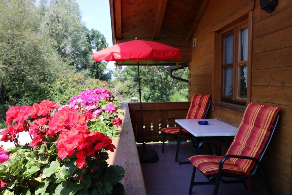 Haus Blumenfeld-Schwaiger Apartment Übersee Exterior foto